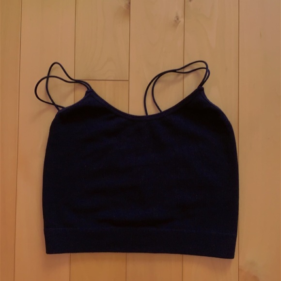 Black cami crop top - Picture 2 of 2